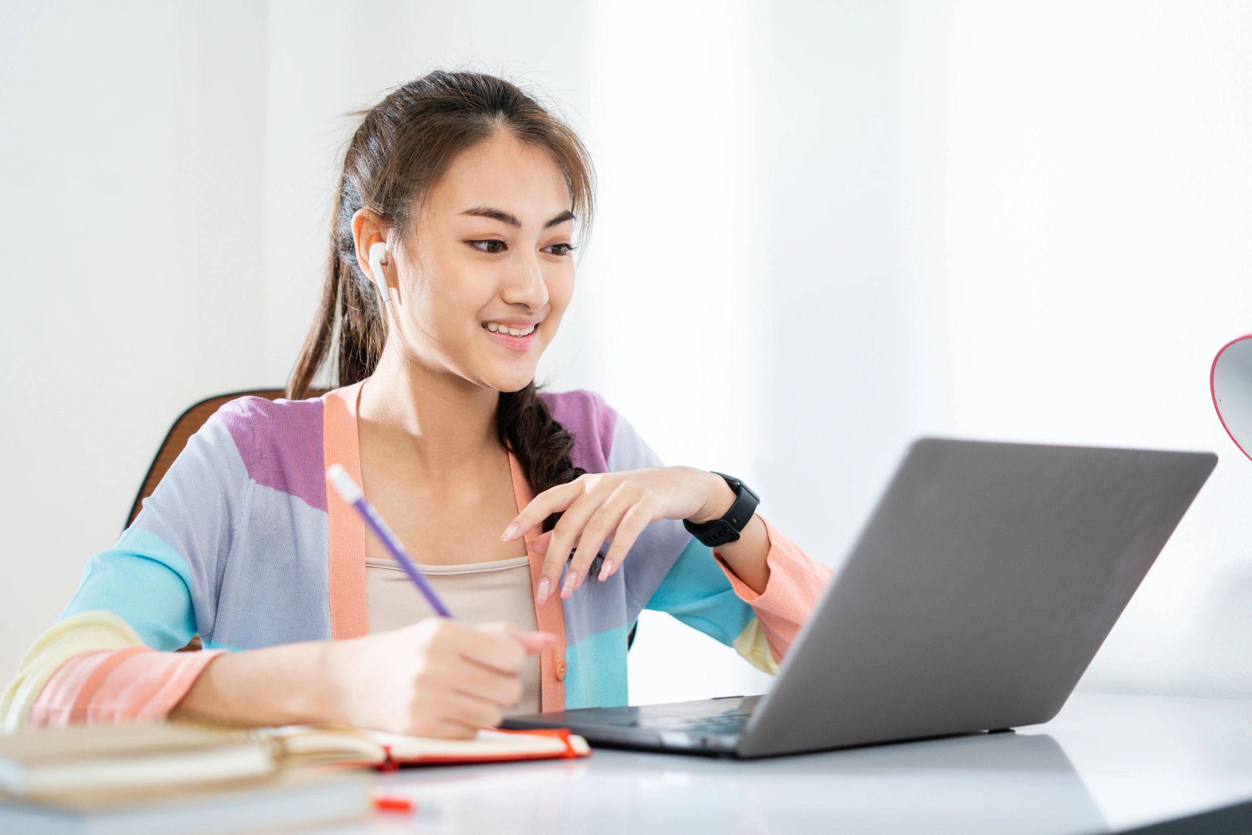 female student testimonial online learning